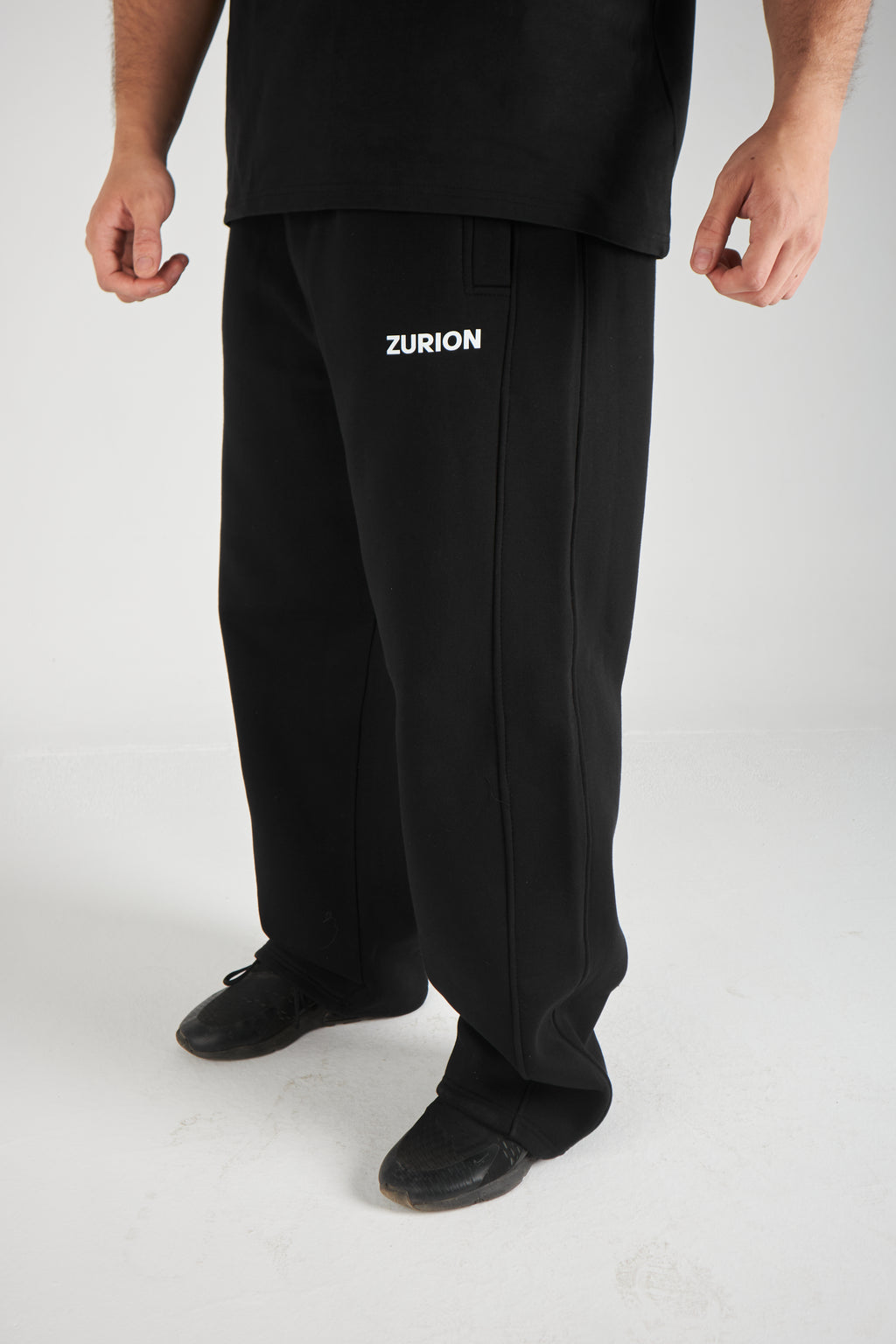 Essential Sweatpants